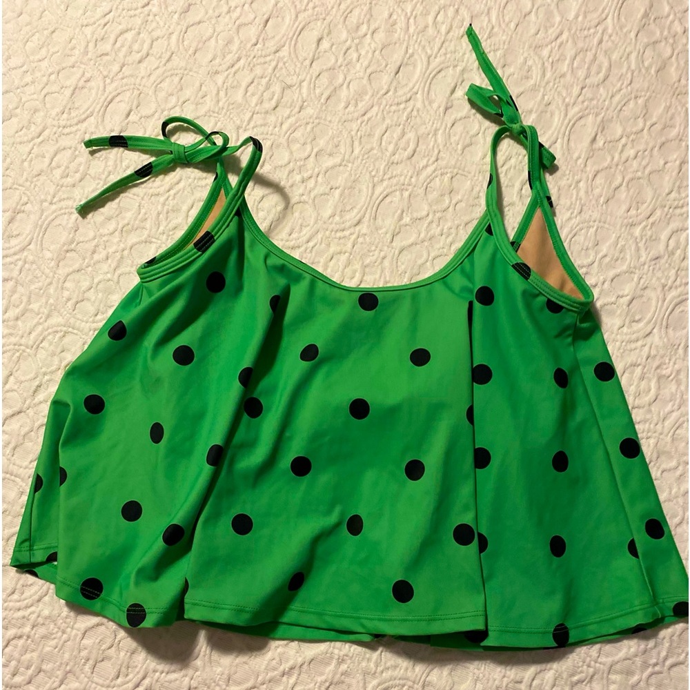 Kortni Jeane swing top. Size large. Worn twice.